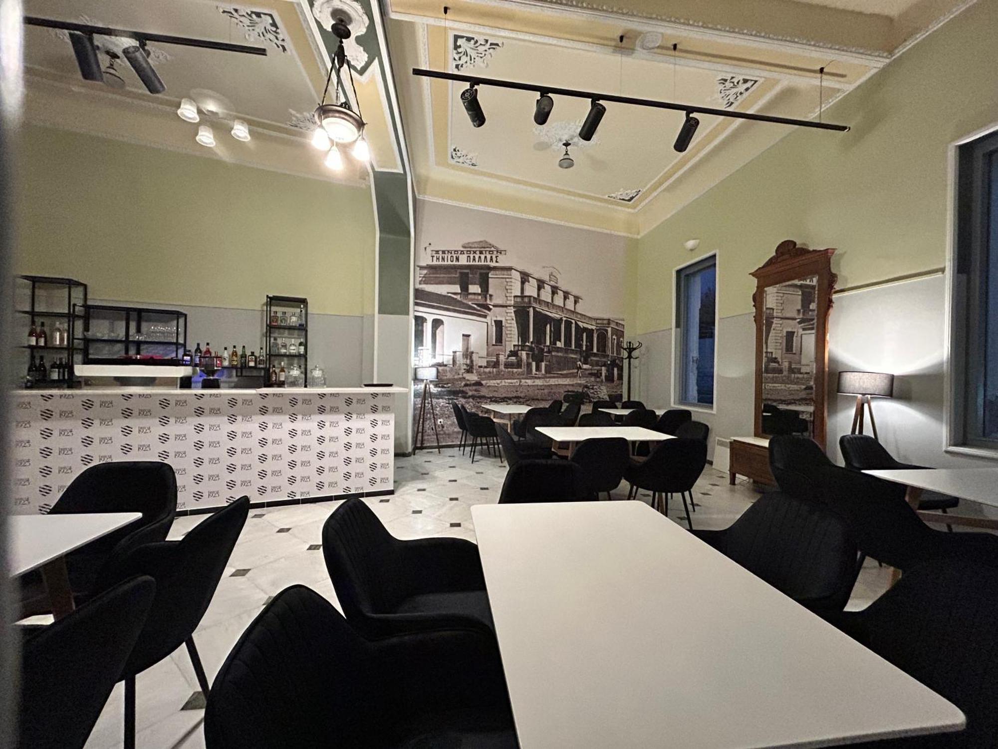 Tinion Urban Hotel Тинос Екстериор снимка