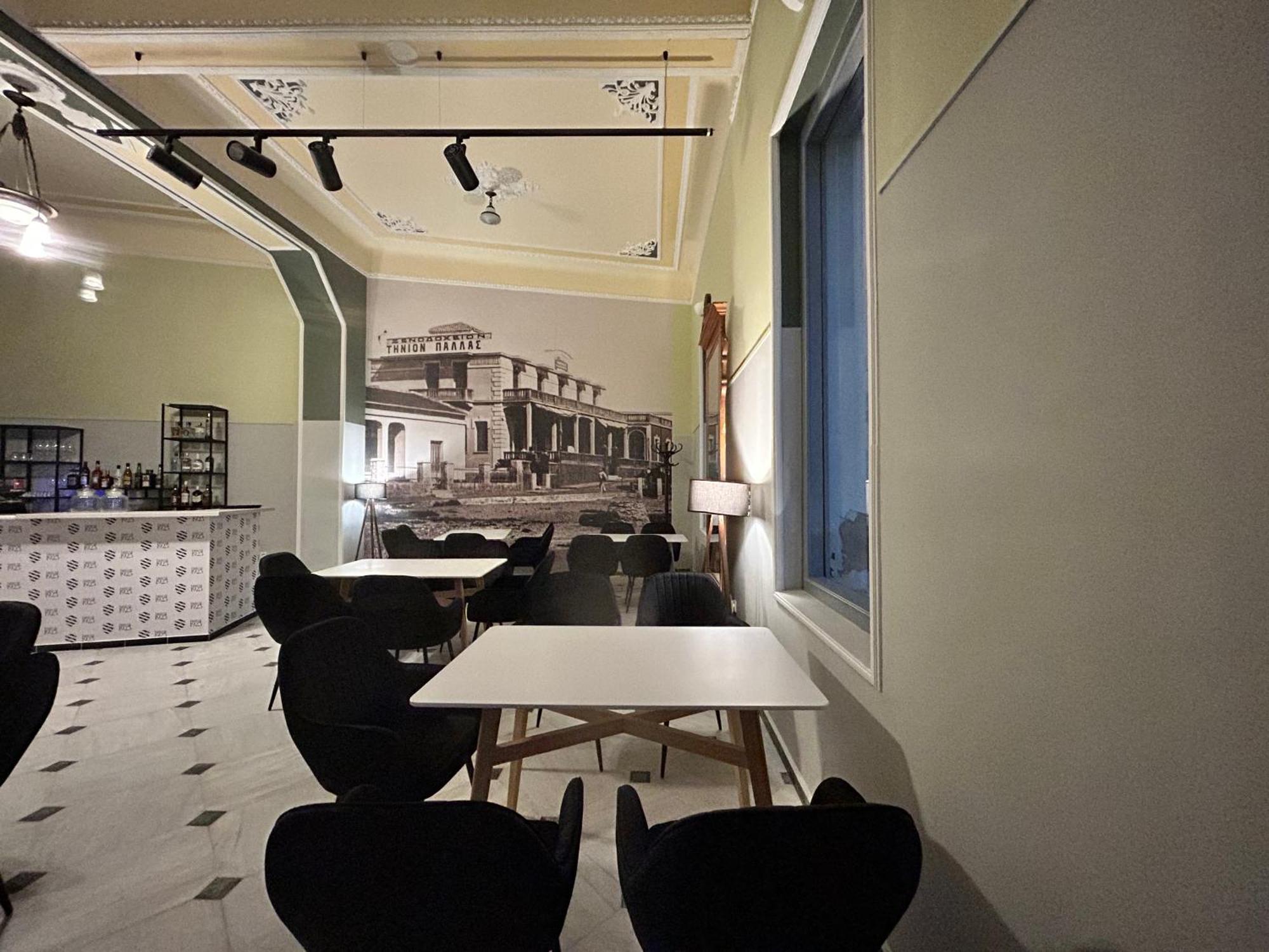 Tinion Urban Hotel Тинос Екстериор снимка