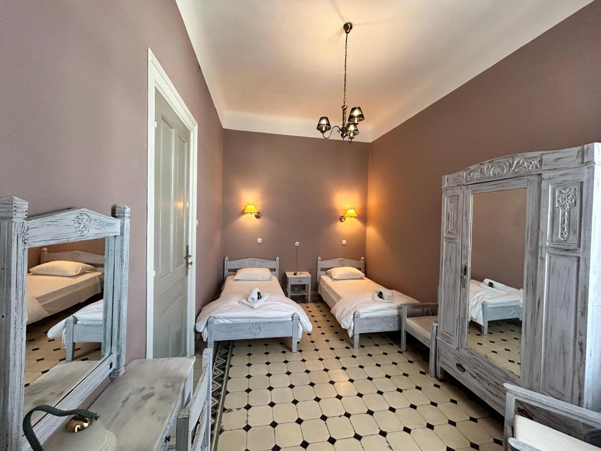Tinion Urban Hotel Тинос Екстериор снимка