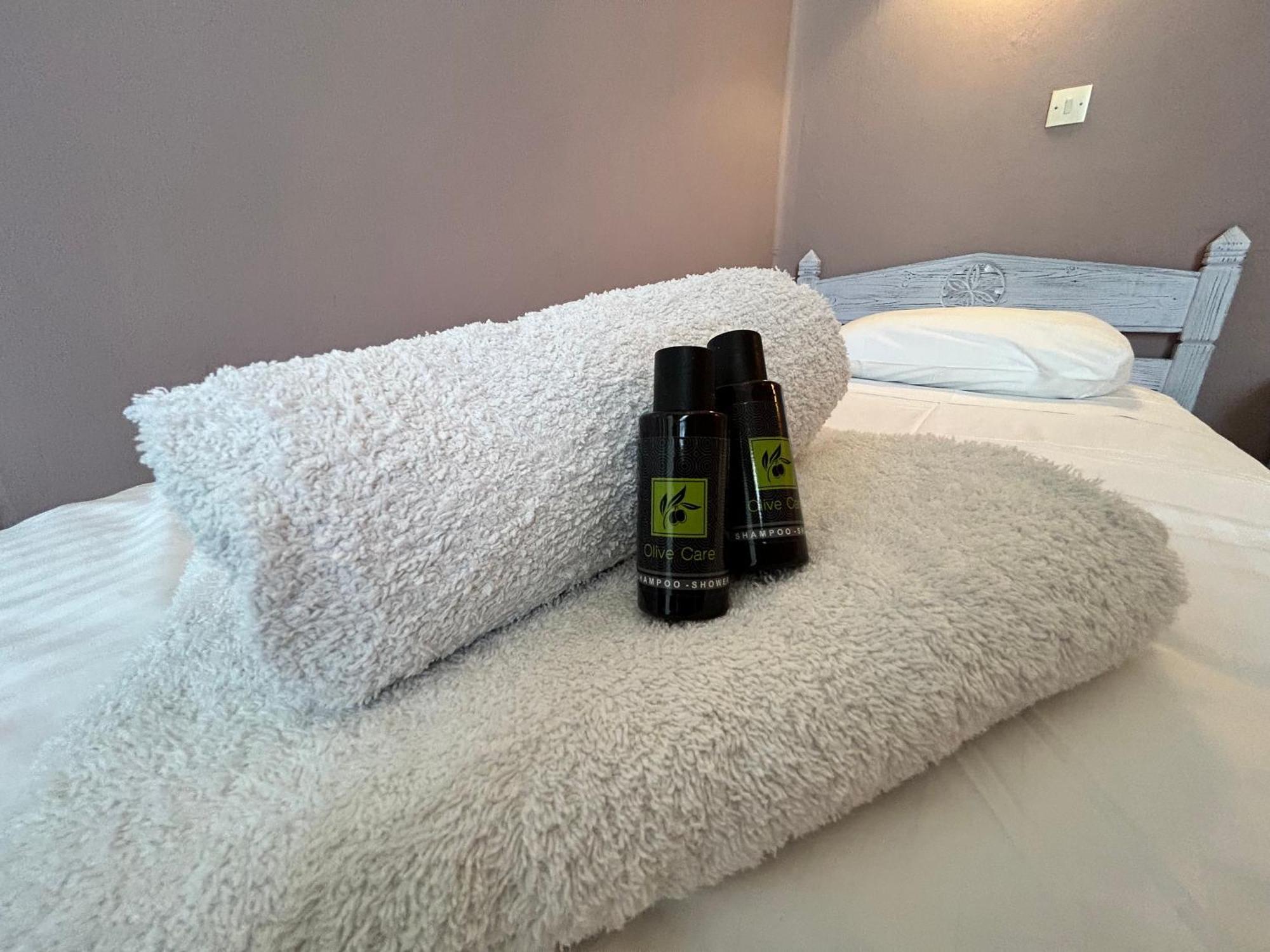 Tinion Urban Hotel Тинос Екстериор снимка