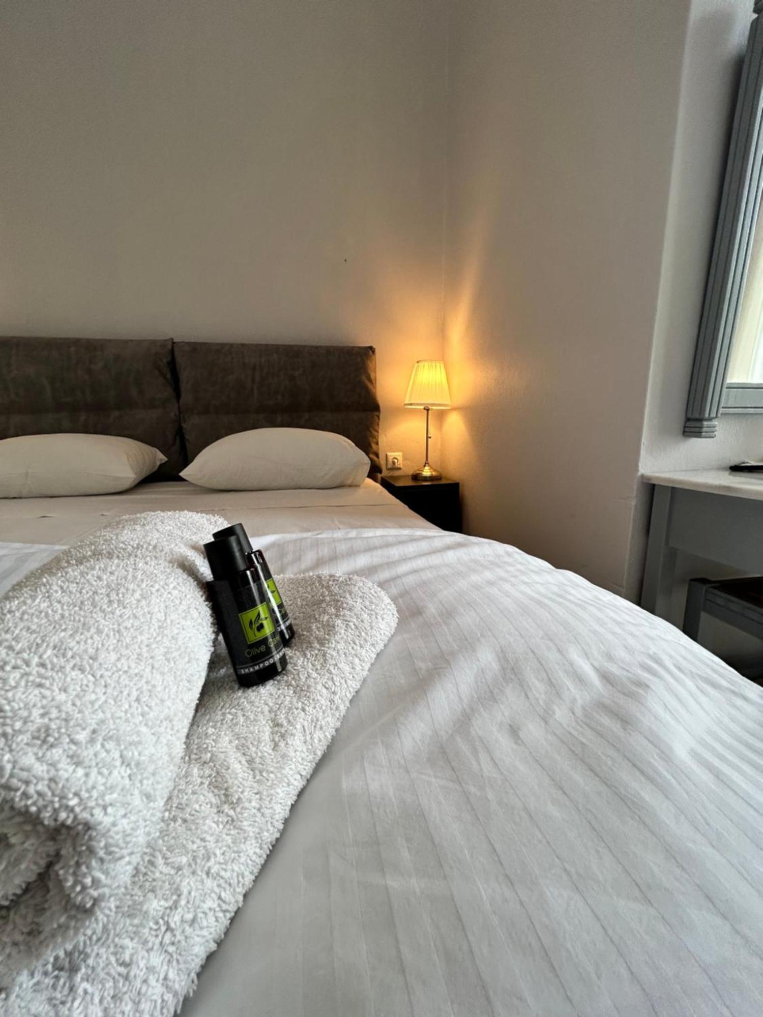 Tinion Urban Hotel Тинос Екстериор снимка