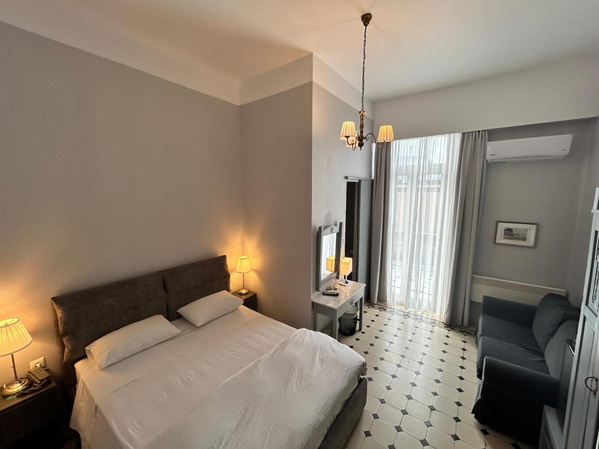 Tinion Urban Hotel Тинос Екстериор снимка
