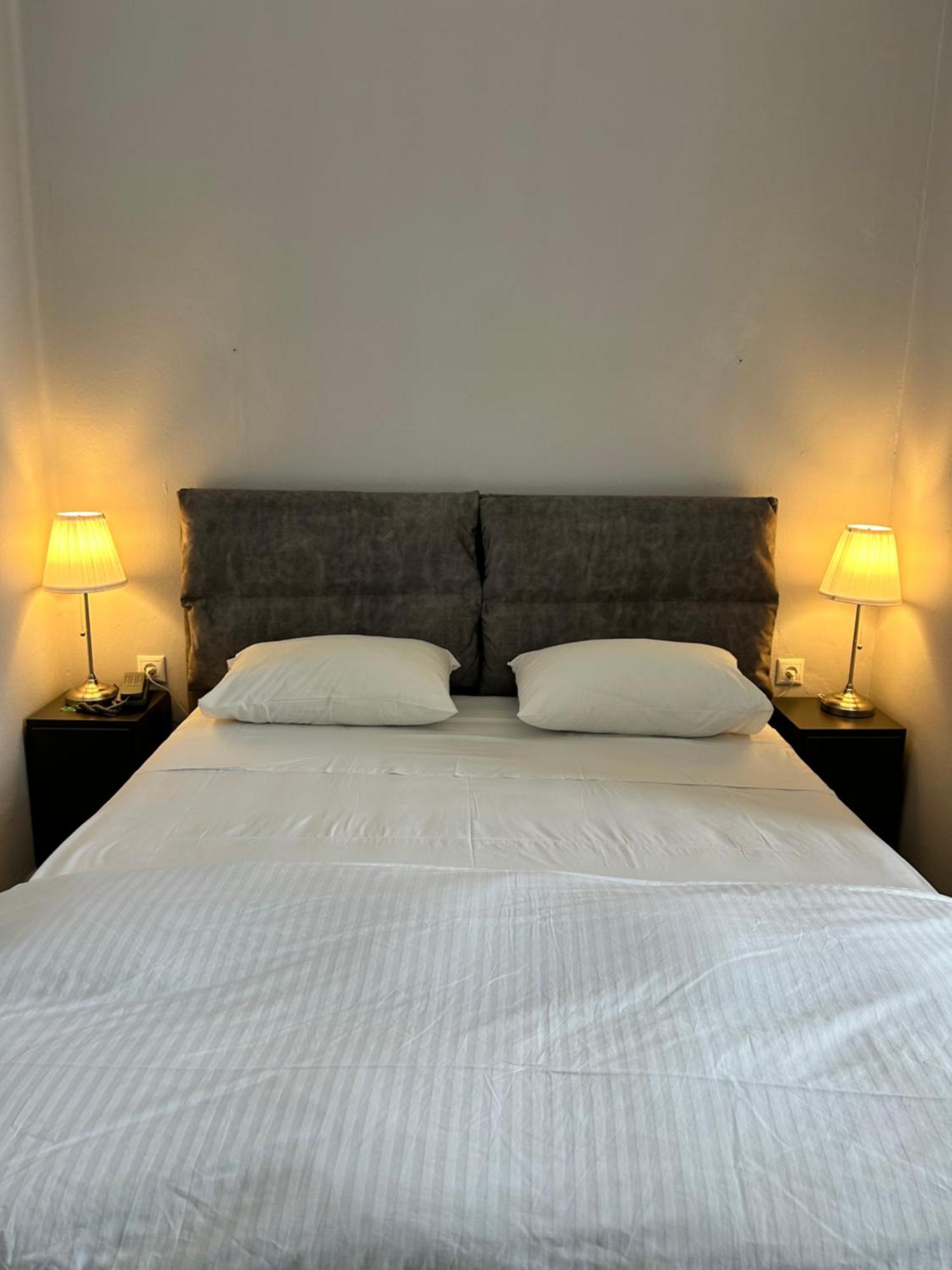 Tinion Urban Hotel Тинос Екстериор снимка