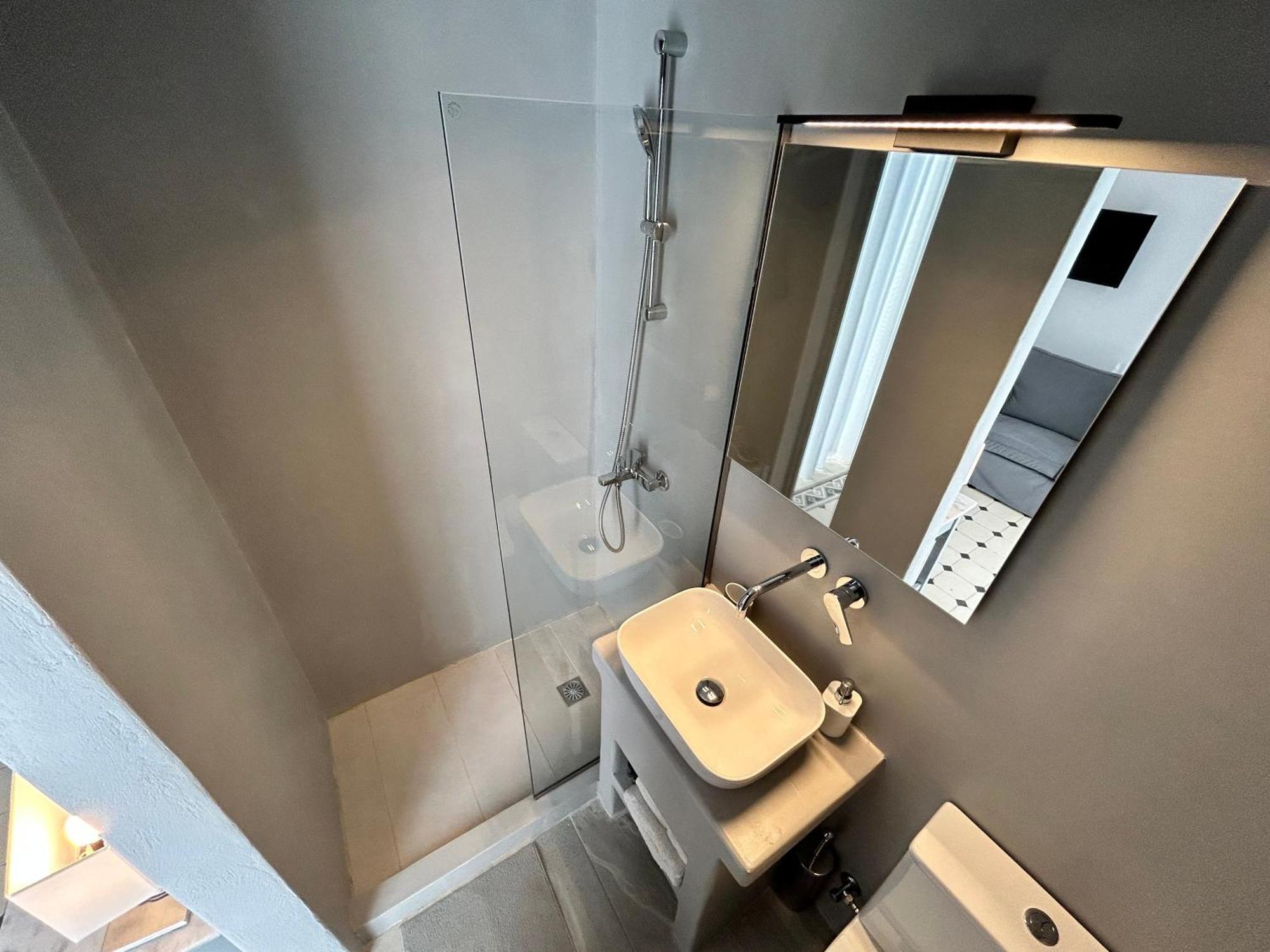 Tinion Urban Hotel Тинос Екстериор снимка